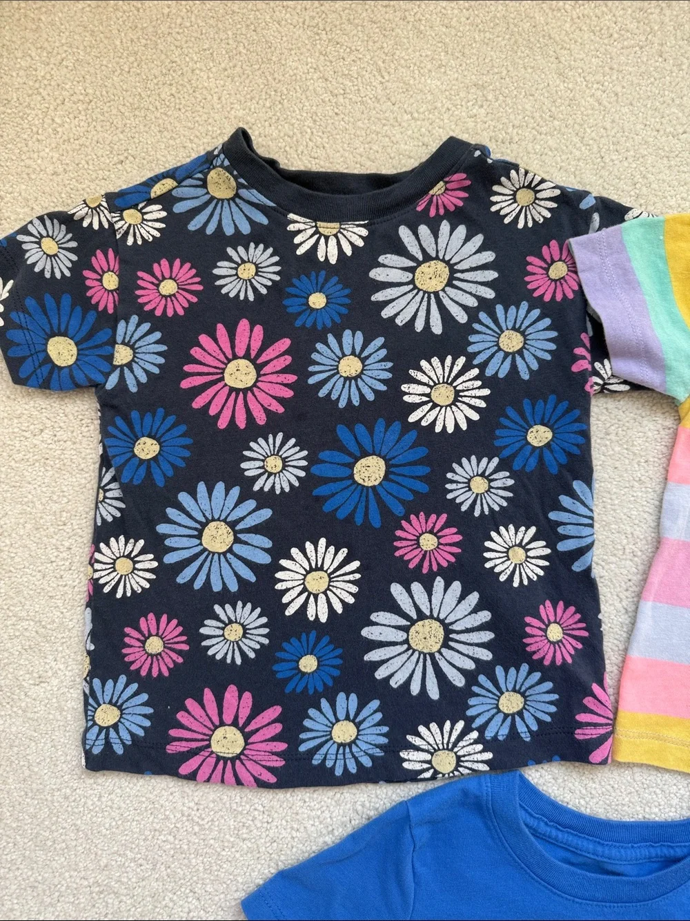 Old Navy/Cat & Jack 3-bundle of Girls’ Short Sleeve Tees
